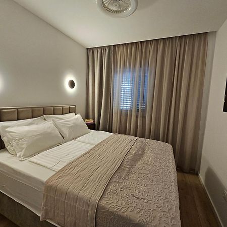 Charming Seaside Apartments Noa & Jakov, Zaboric Sibenik Dış mekan fotoğraf